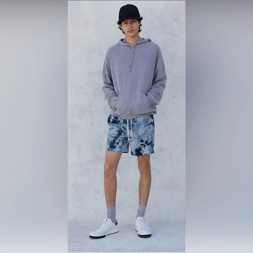 Pacsun tie dye corduroy shorts. Size medium - Picture 3 of 7